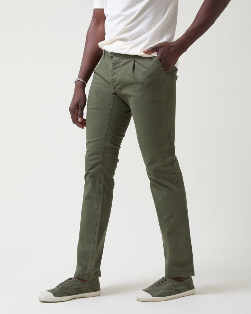 Altonadock Pantalón Chino con Pinzas En oferta