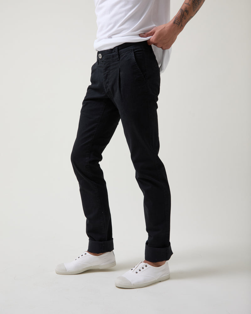 Altonadock Pantalón Chino con Pinzas Libre de impuestos