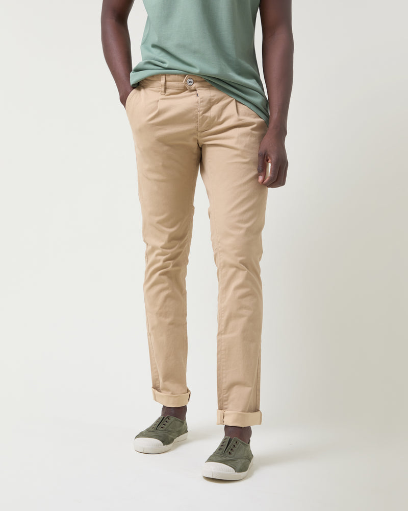 Altonadock Pantalón Chino con Pinzas Última moda