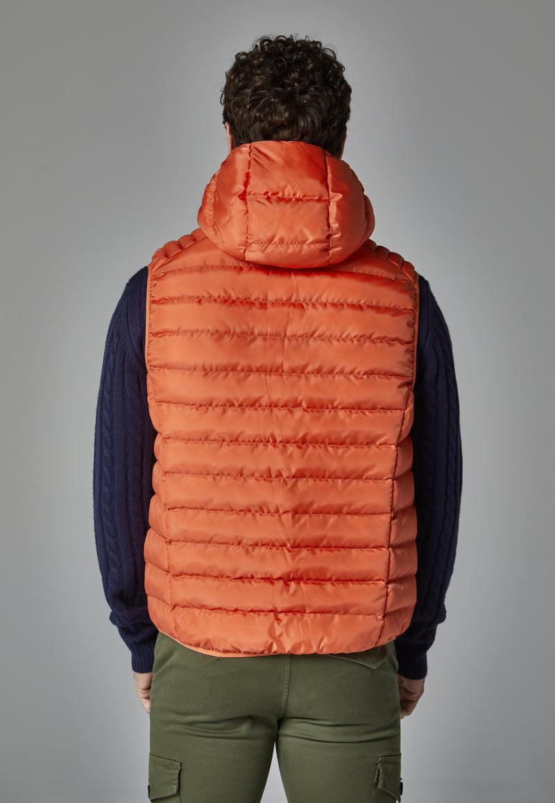 Altonadock Chaleco Naranja Ahorra y exporta