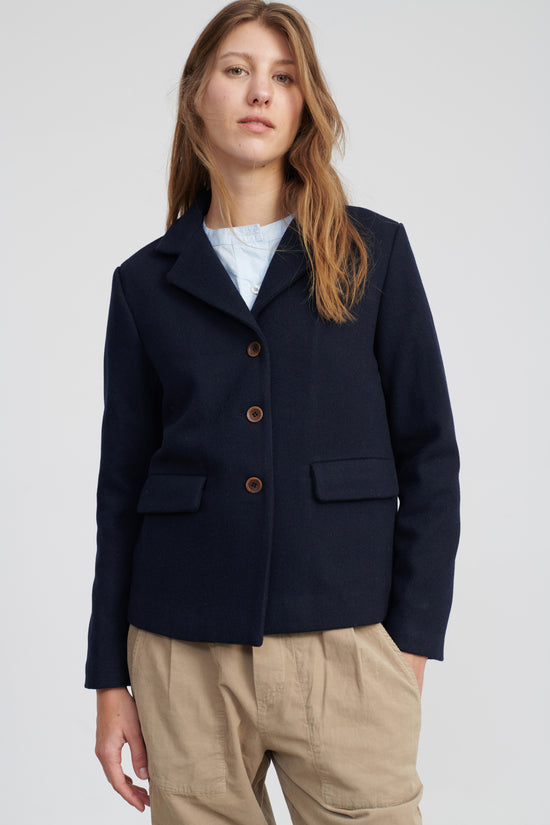 Bf designed by beatriz furest AMERICANA CORTA HANNAH Mejor oferta