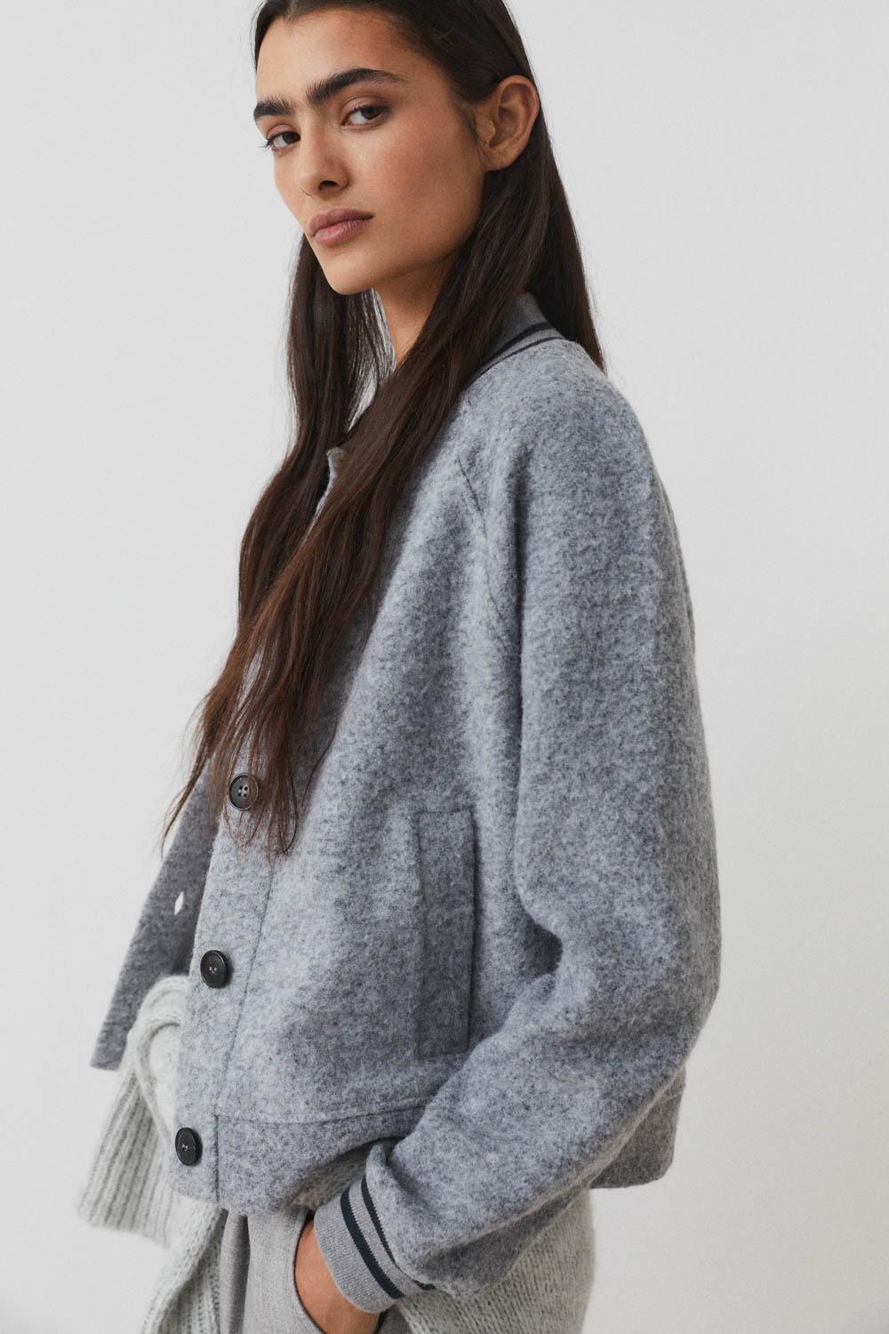Eseoese BOMBER LANA MIKE Última moda