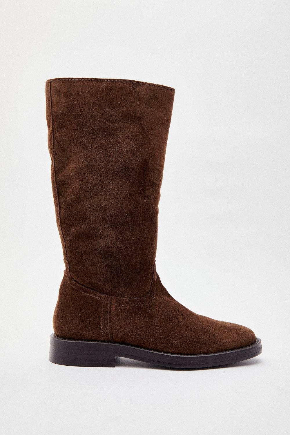 Eseoese BOTA ASCOT