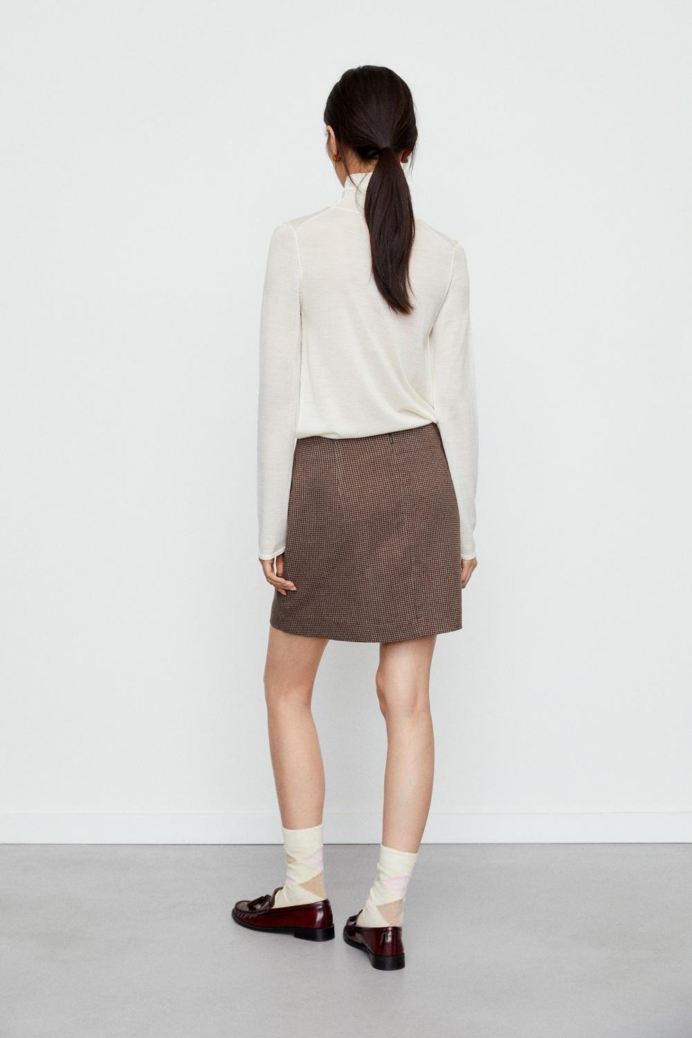 Eseoese JERSEY CUELLO ALTO HALSTON Tienda de fábrica
