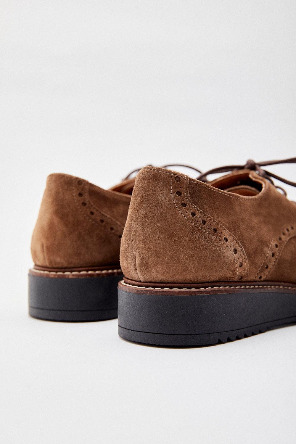 Eseoese ZAPATO OXFORD SUEDE En oferta