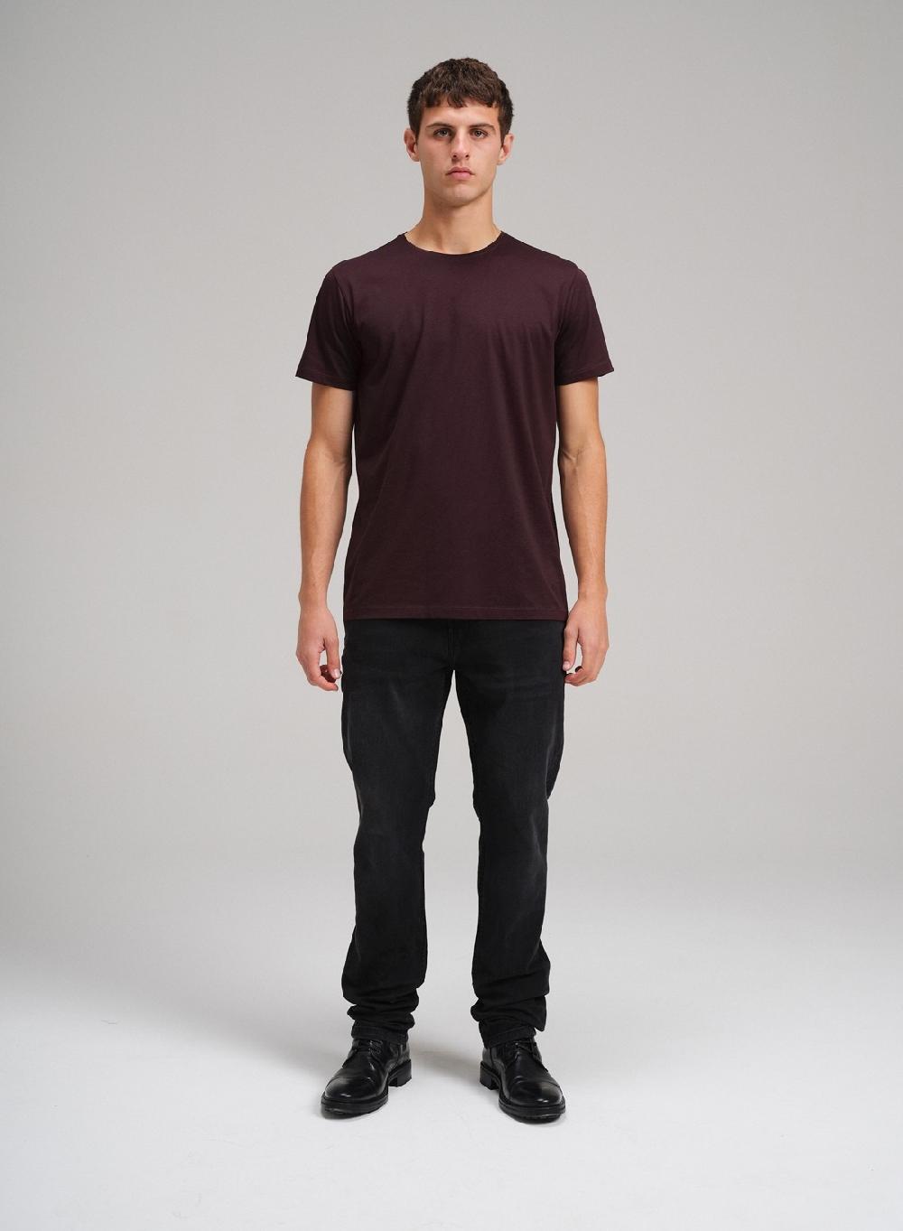 ﻿Etiqueta negra Remera luxury cuello U Promoción trimestral