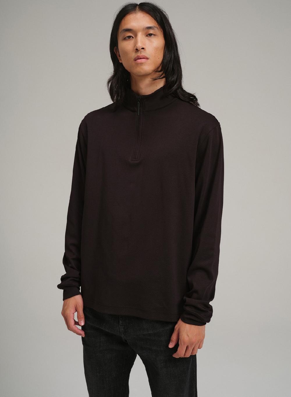 Etiqueta negra Remera media polera cierre liquid cotton Limitado a 3 días