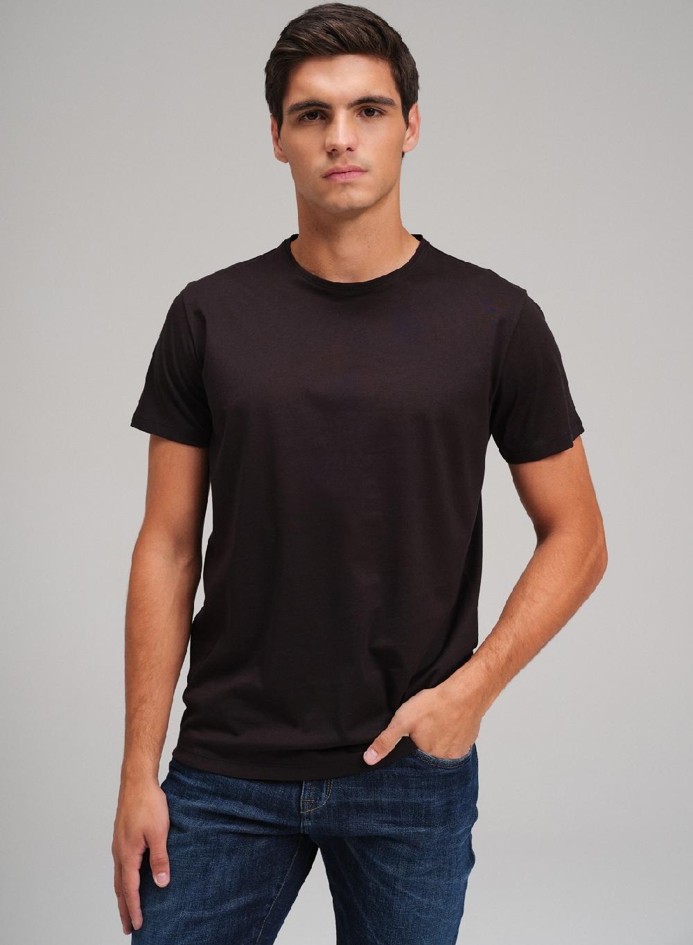Etiqueta negra Remera luxury cuello U Precios de Black Friday