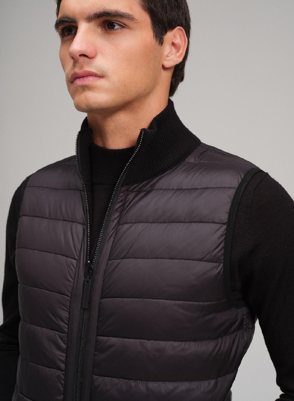 Etiqueta negra Chaleco reversible merino En línea