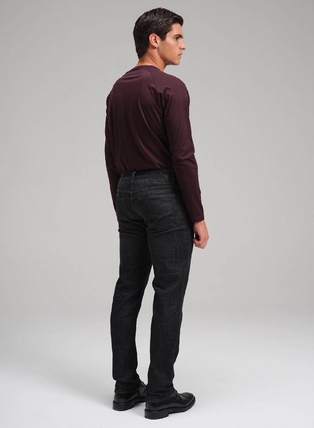 Etiqueta negra Pantalon denim original En oferta