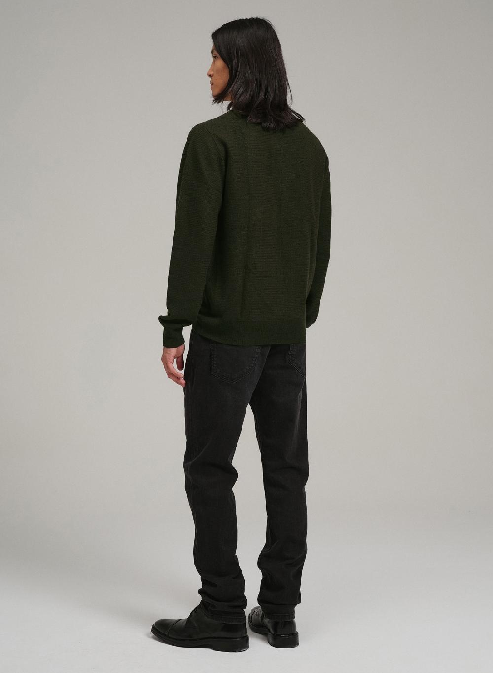 Etiqueta negra PREVENTA - Sweater media polera botones lana basico Grandes descuentos