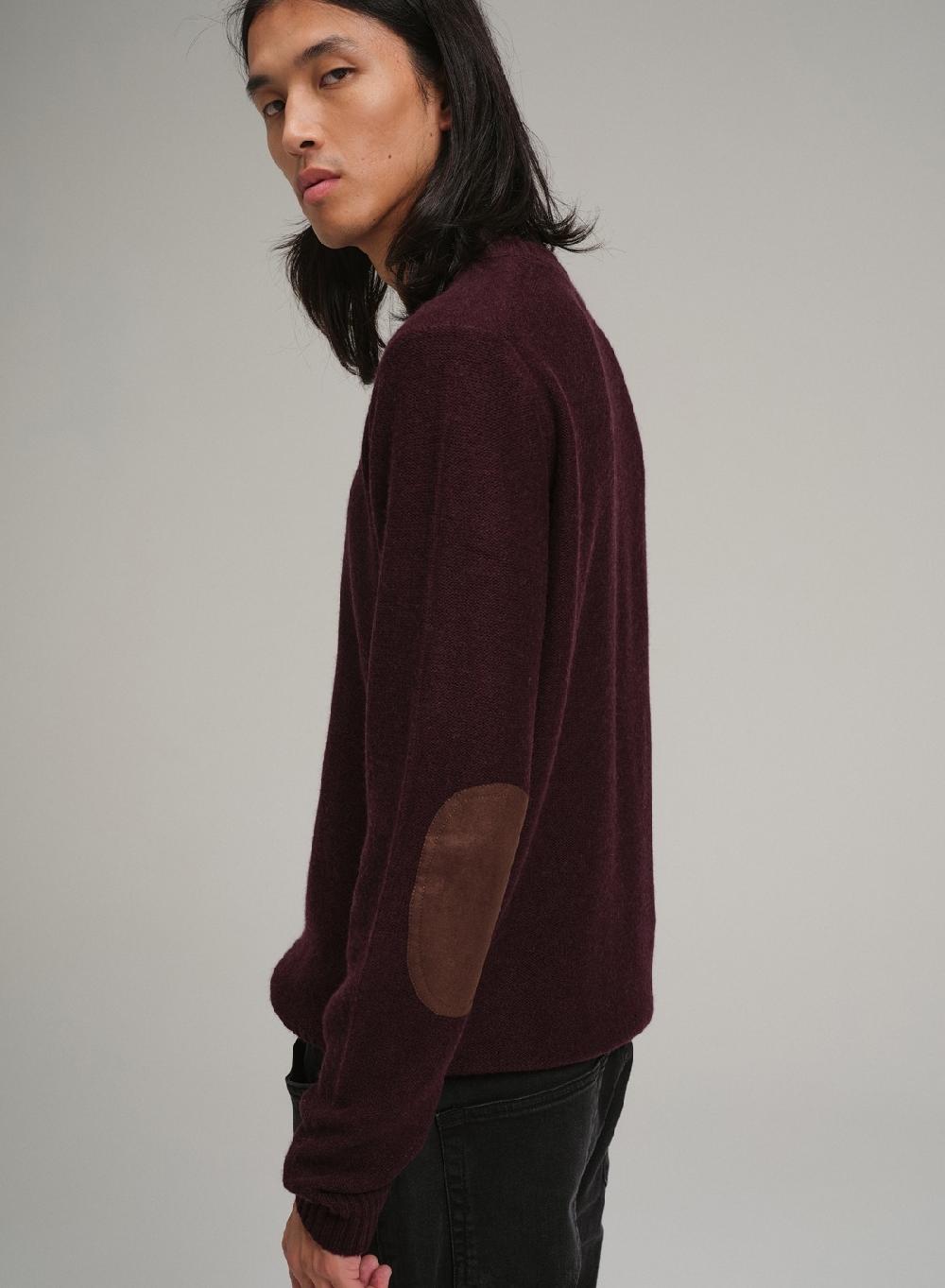 Etiqueta negra PREVENTA - Sweater cuello U coderas lana basico Tienda de fábrica