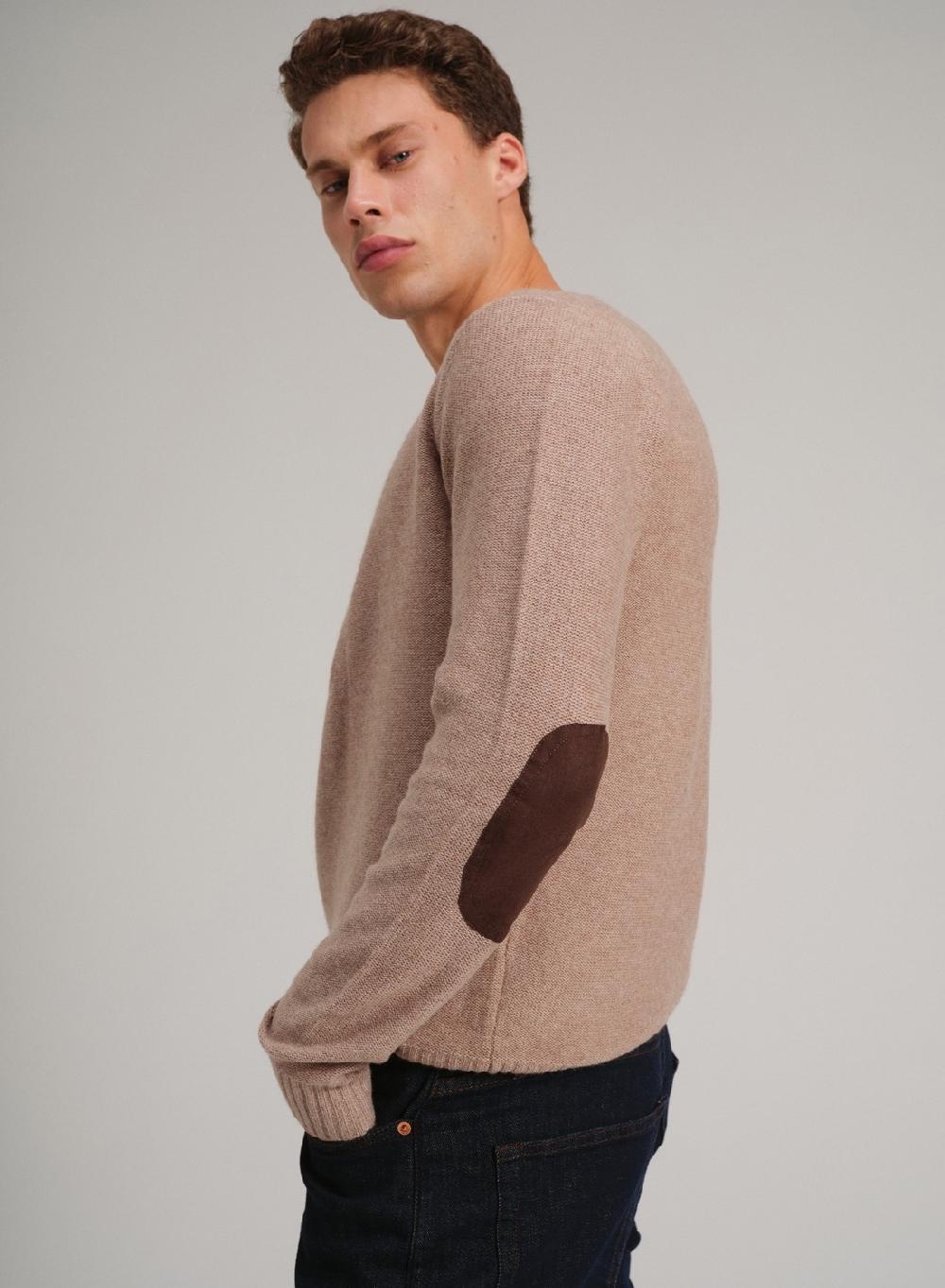 Etiqueta negra PREVENTA - Sweater cuello U coderas lana basico Limitado a 3 días
