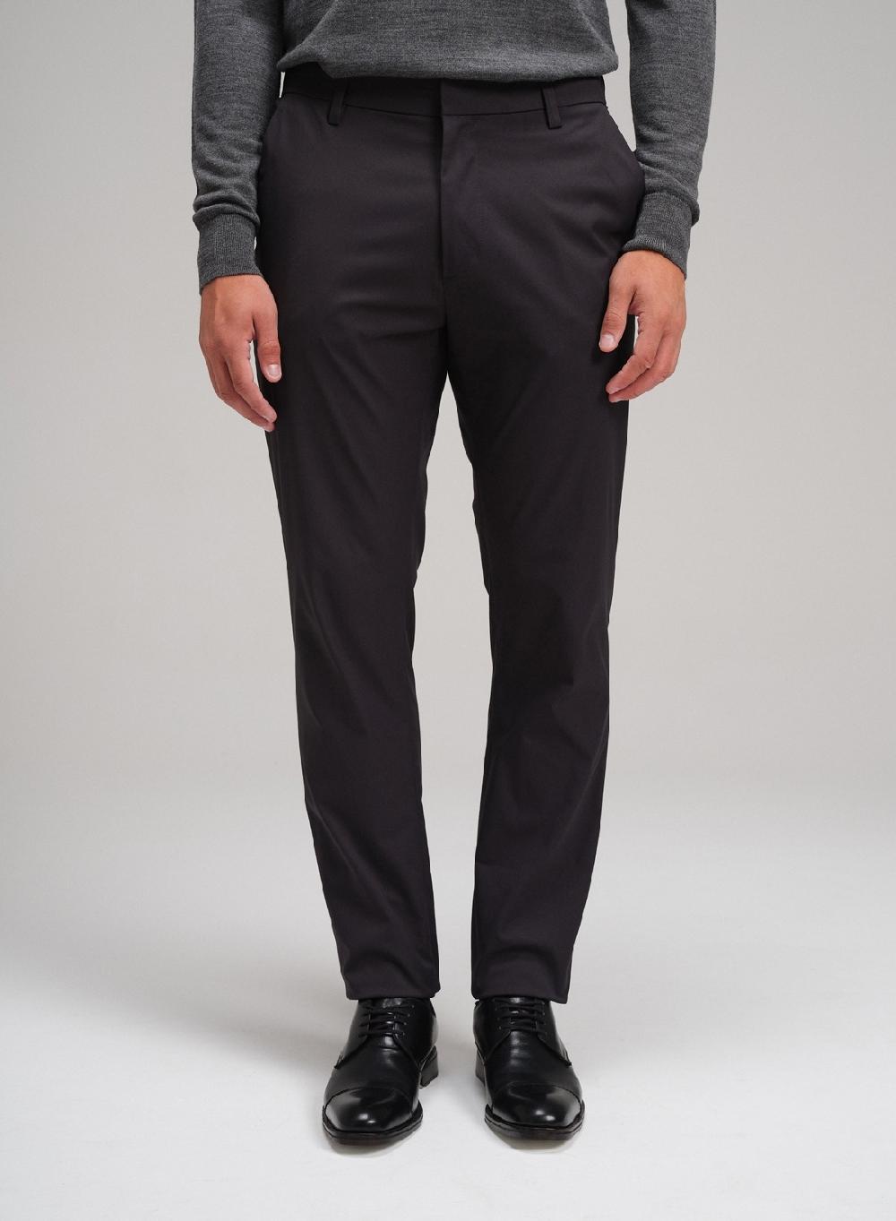 Etiqueta negra PREVENTA - Pantalon chino tech Outlet