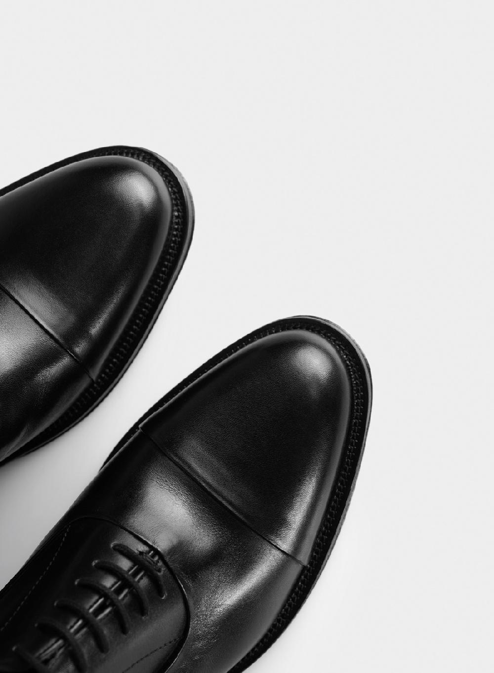 Etiqueta negra Zapato acordonado recorte y puntera Gran oferta