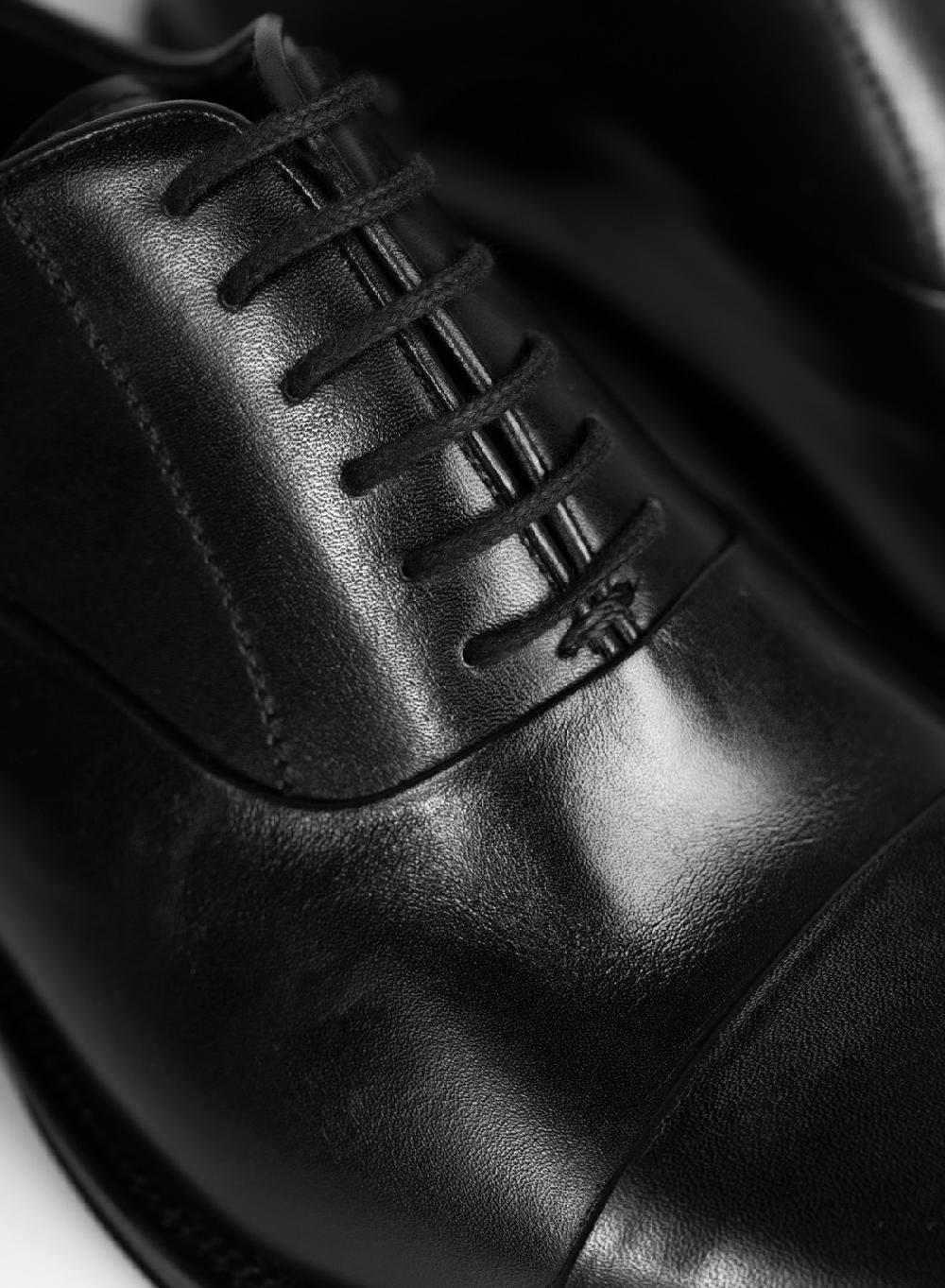 Etiqueta negra Zapato acordonado recorte y puntera Gran oferta