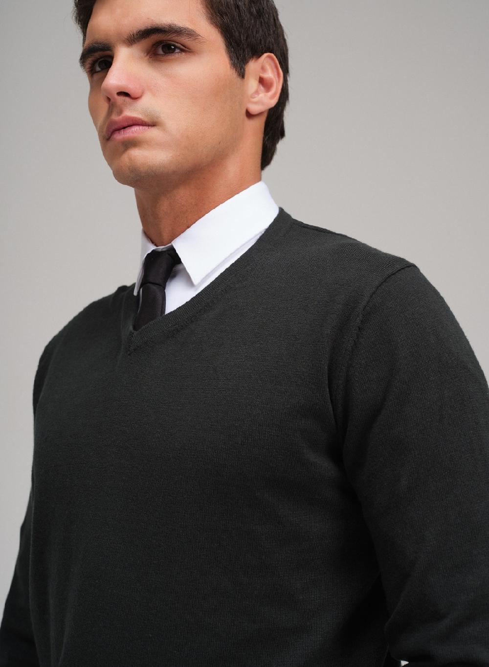 Etiqueta negra Sweater cuello V algodon cashmere Últimos 3 días