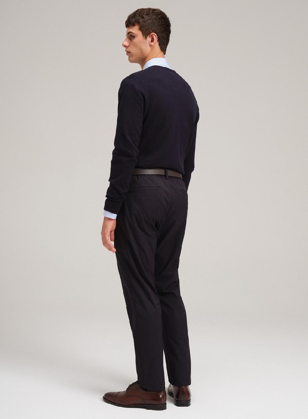 Etiqueta negra Sweater cuello V algodon cashmere Últimos 2 días