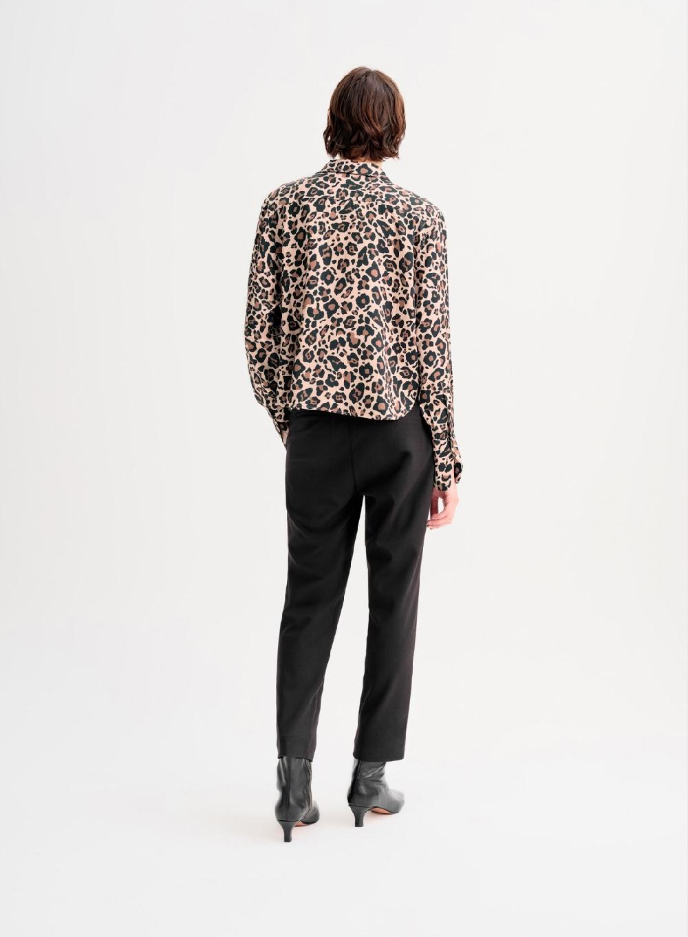 Etiqueta negra Camisa clasica saten estampado Rebajas de fin de temporada