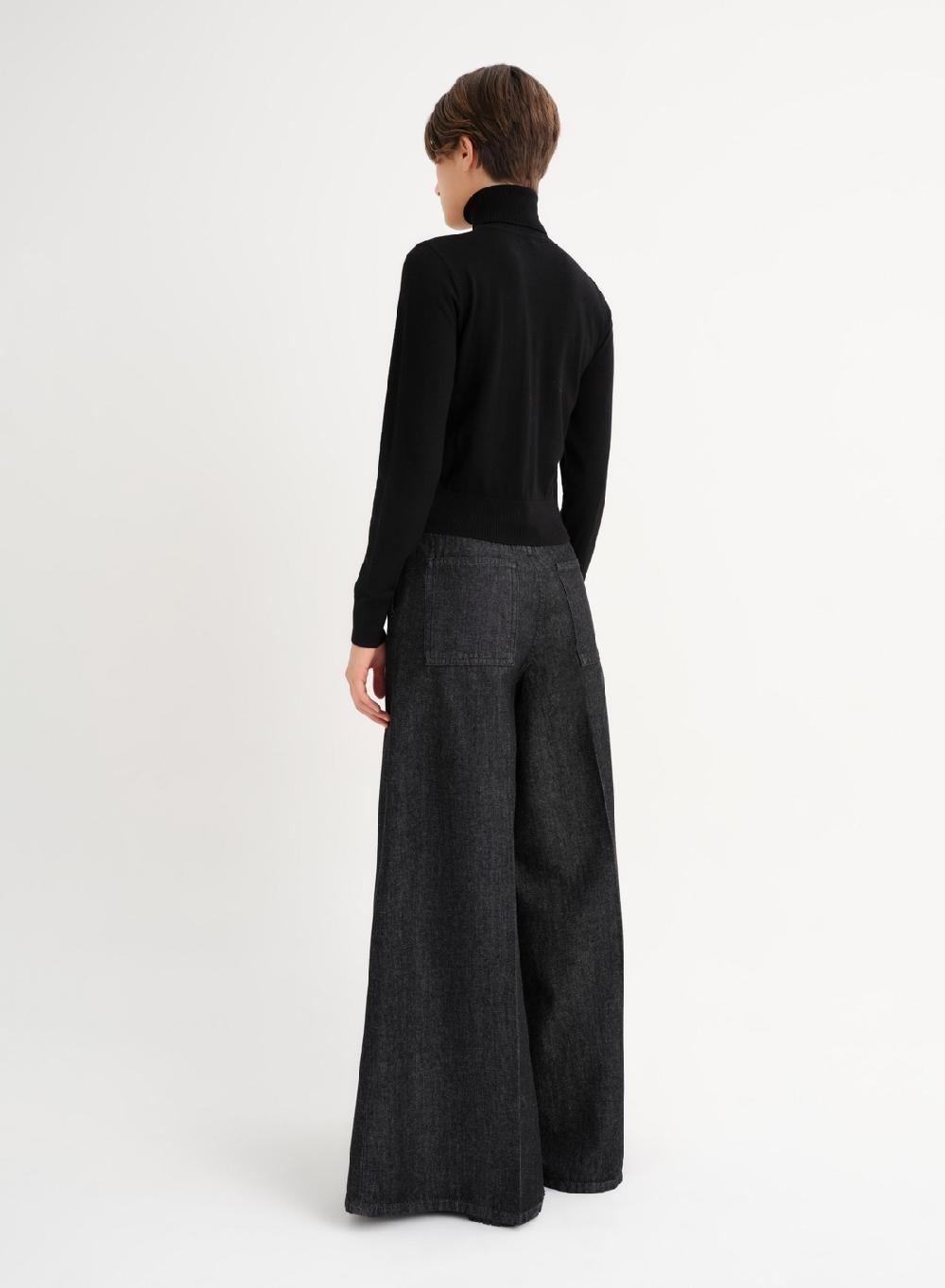 Etiqueta negra Polera clasica merino En oferta