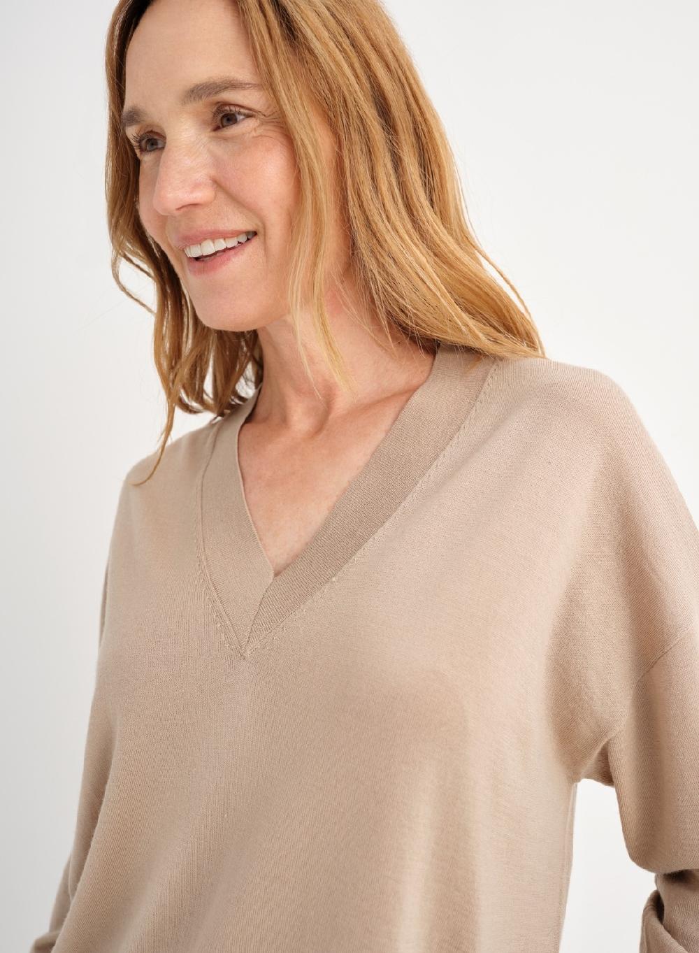 Etiqueta negra Sweater V amplio merino Ventas relámpago