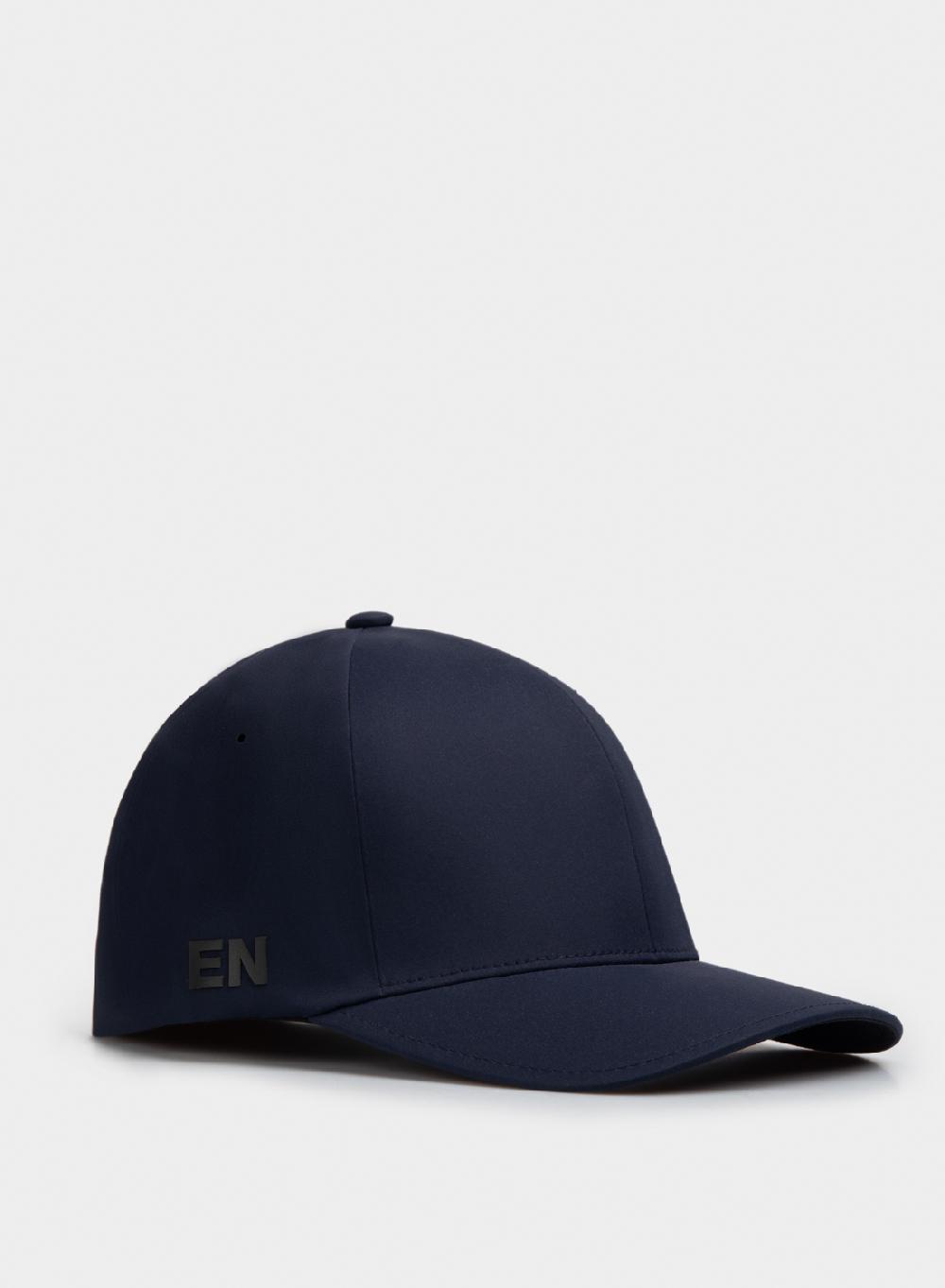 Etiqueta negra CAP TECNICO Promoción trimestral