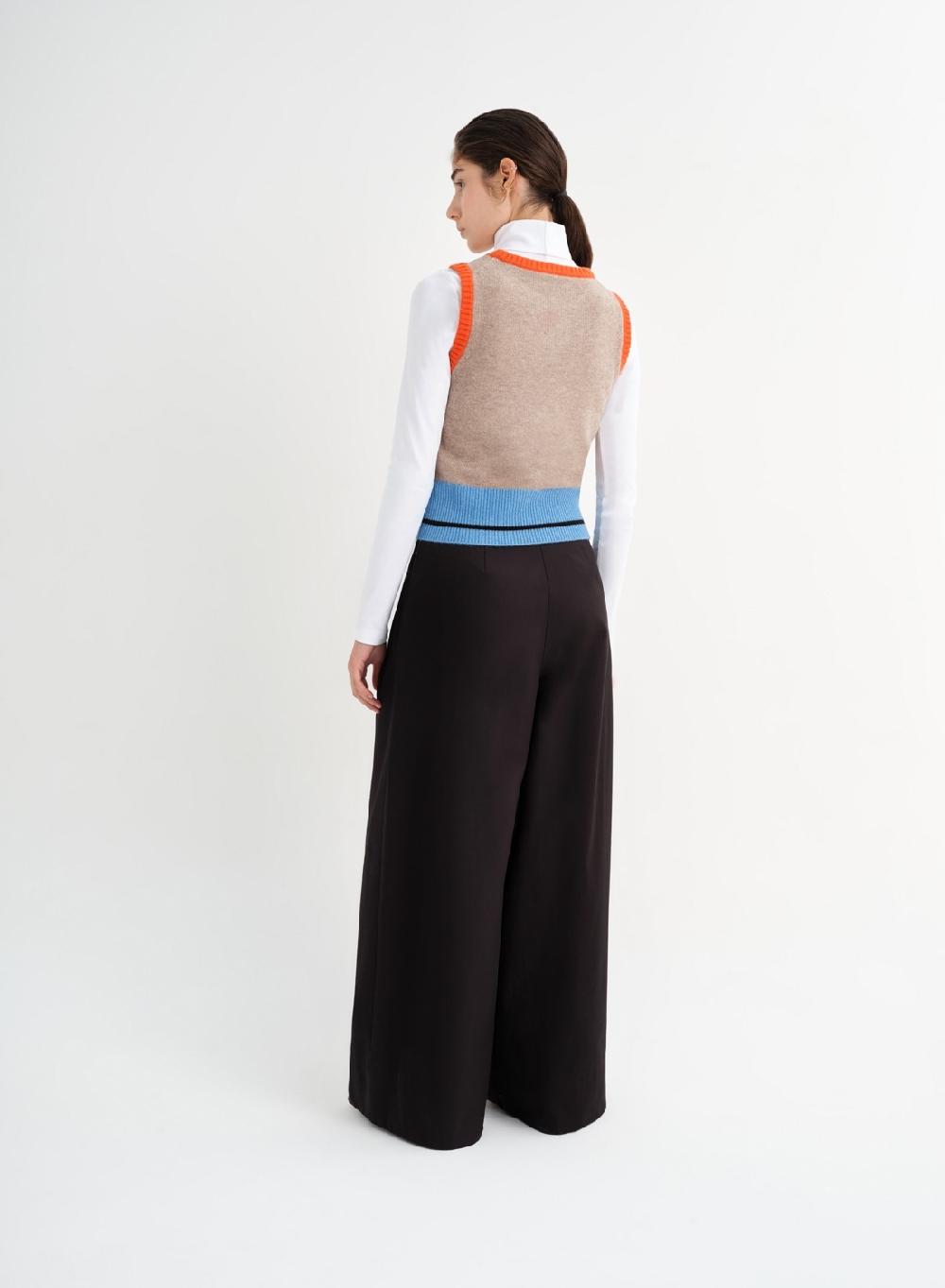 Etiqueta negra Pantalon gabardina Libre de impuestos
