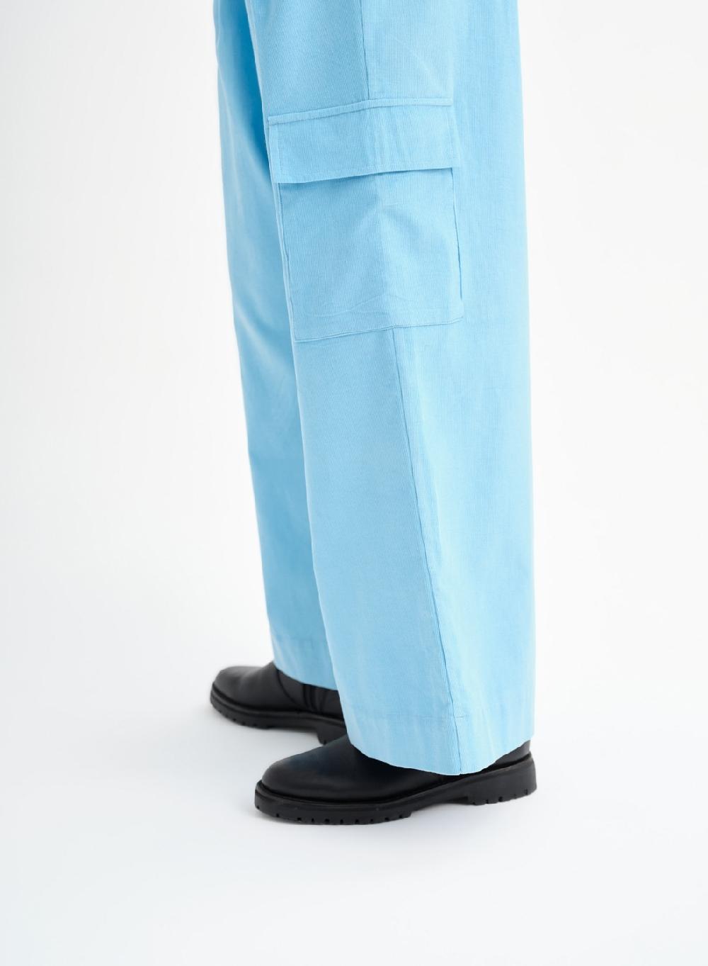 Etiqueta negra Pantalon tabla corderoy Descuentos del mes