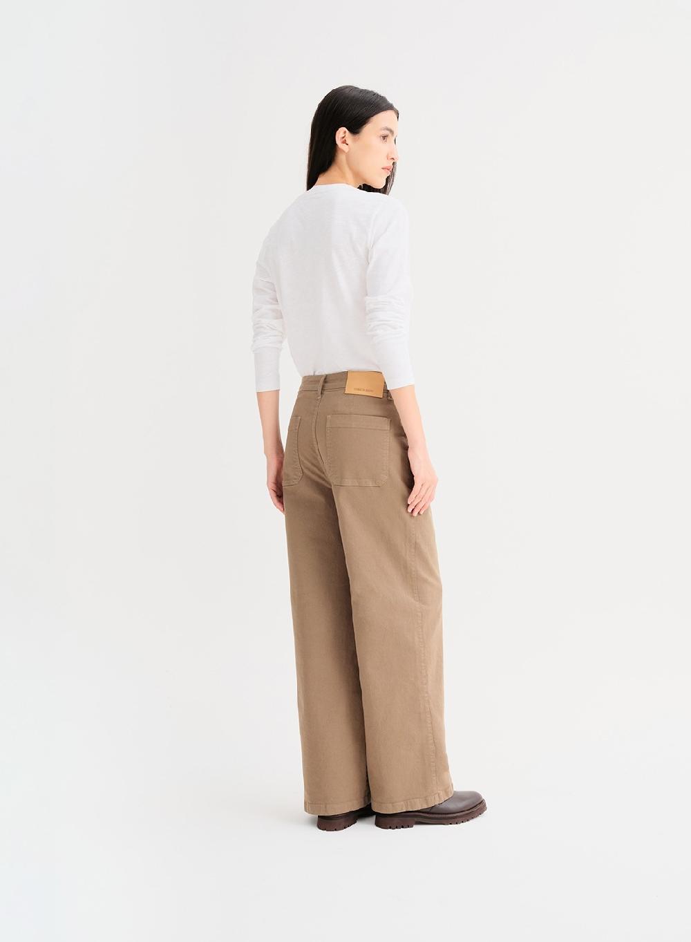 Etiqueta negra Pantalon gabardina color Grandes ahorros