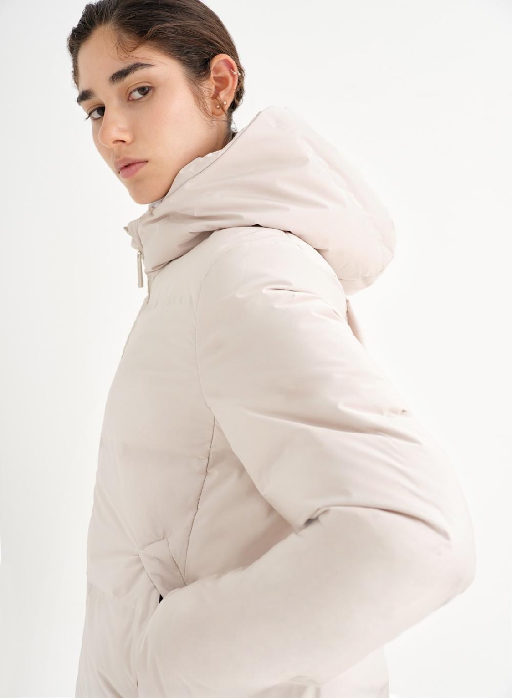 Etiqueta negra Campera corta pluma Outlet online
