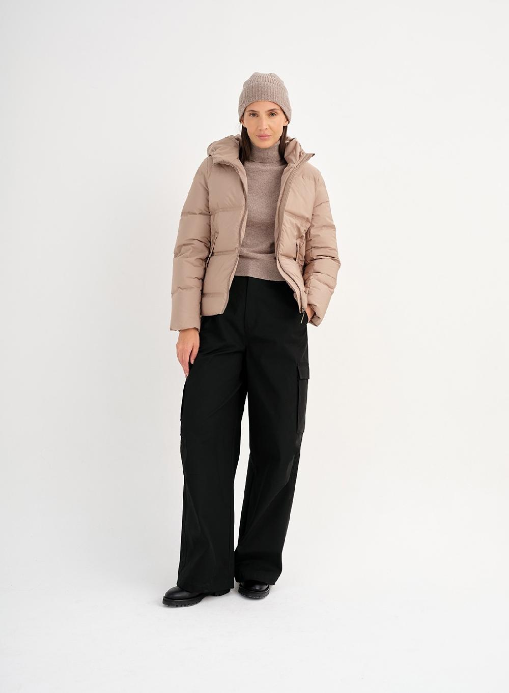 Etiqueta negra Campera corta pluma Ofertas