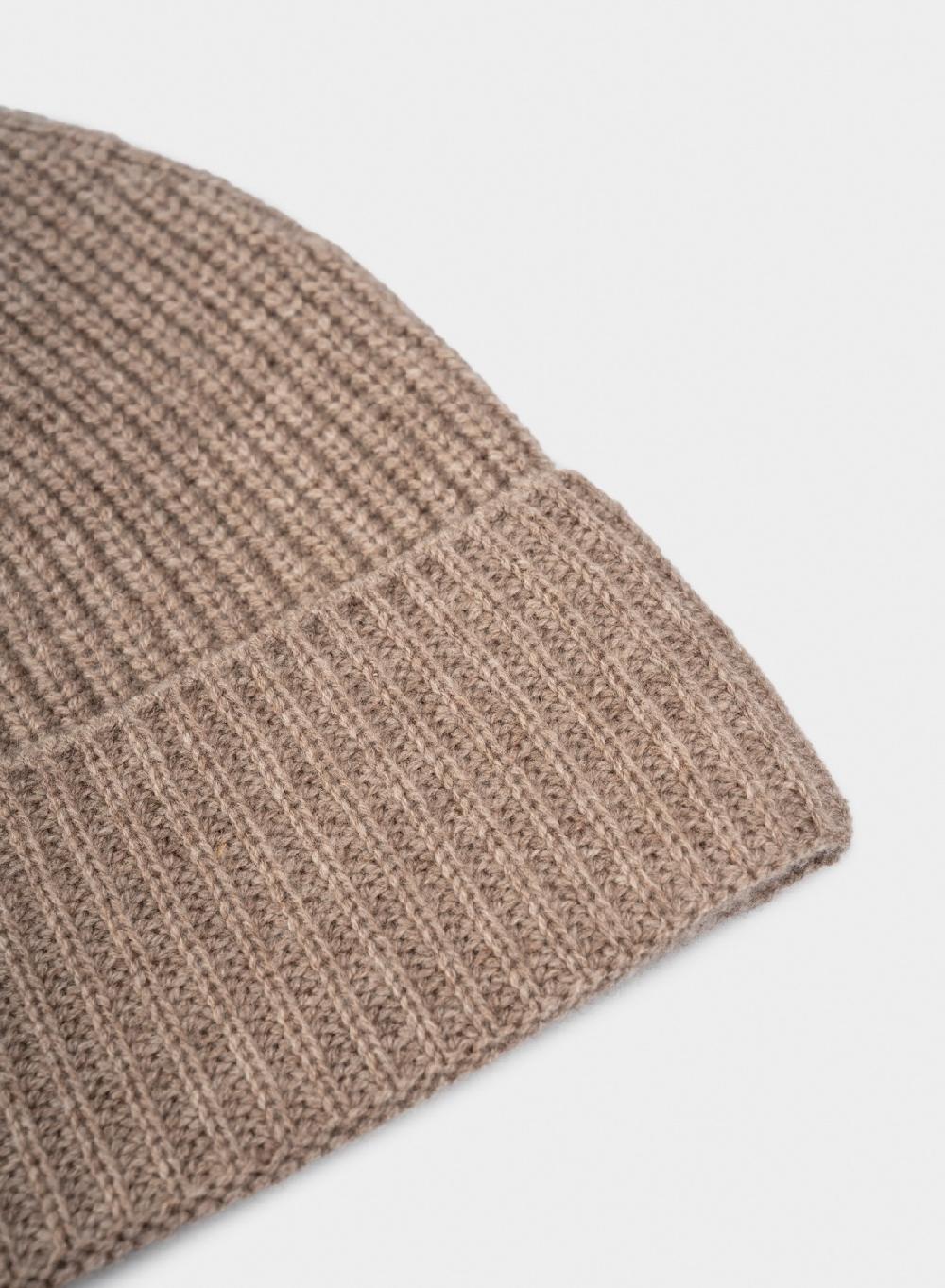 Etiqueta negra Gorro tejido Solo queda un día