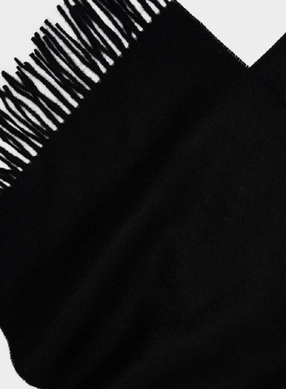 Etiqueta negra Bufanda alpaca Tienda de fábrica
