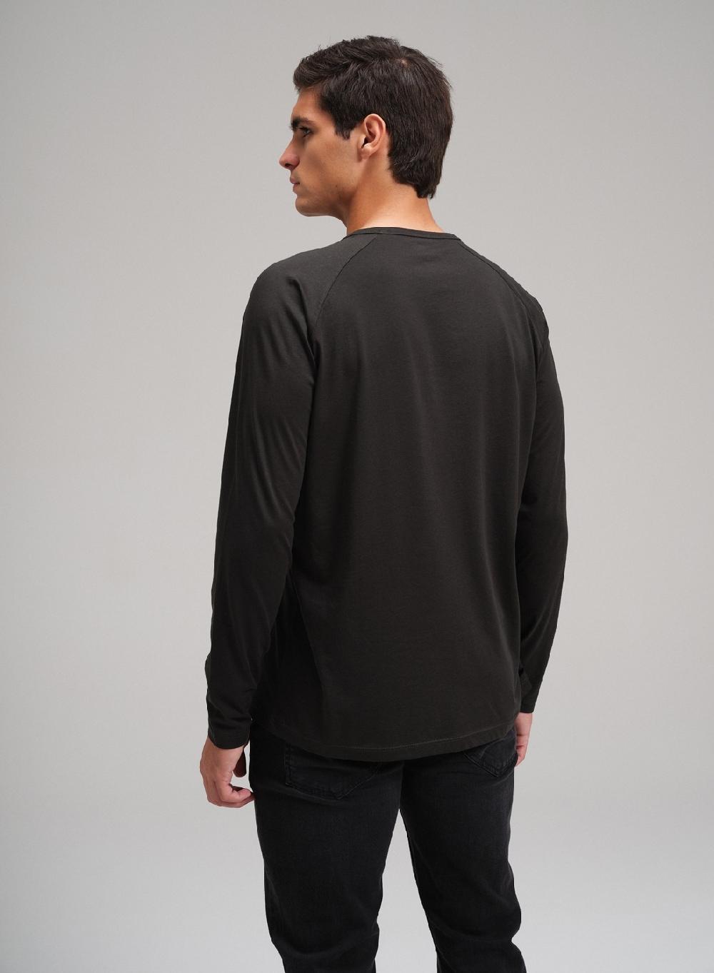 Etiqueta negra Remera raglan cuello U manga larga luxury Tienda
