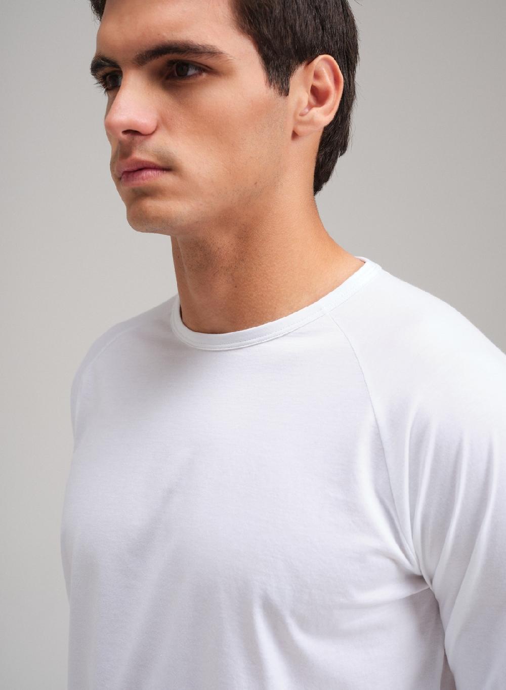 Etiqueta negra Remera raglan cuello U manga larga luxury Rebajas online