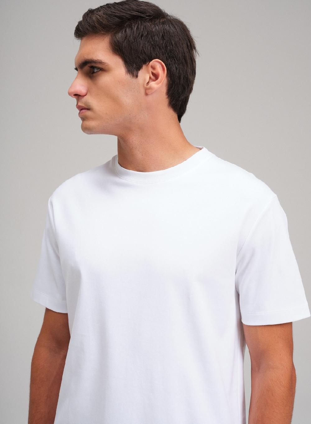 Etiqueta negra Remera cuello redondo boxy luxury touch ÚLTIMAS EDICIONES