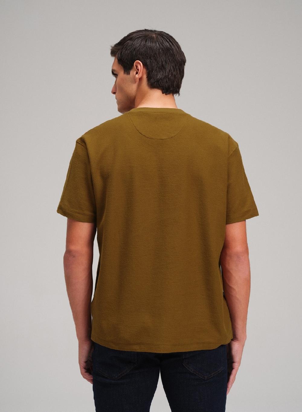 Etiqueta negra Remera cuello U french terry liviano Oferta exclusiva