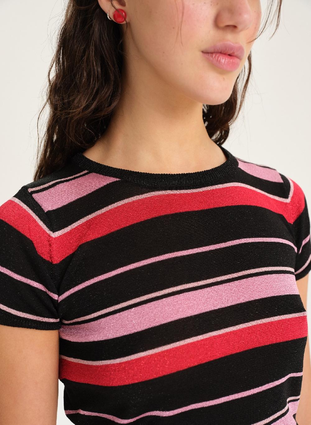 Etiqueta negra Remera rayas lurex En oferta