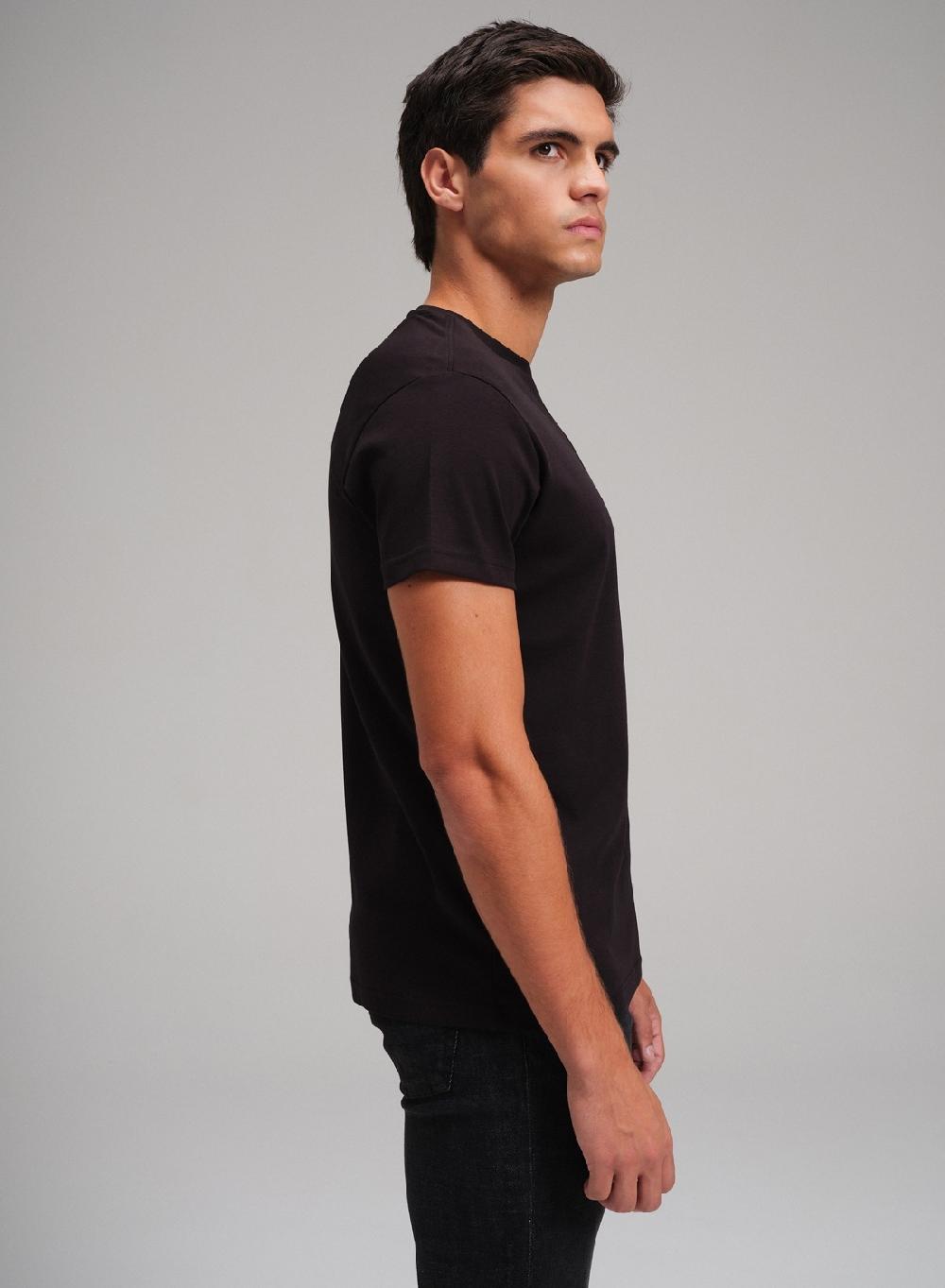 Etiqueta negra Remera cuello U liquid cotton Promoción por tiempo limitado