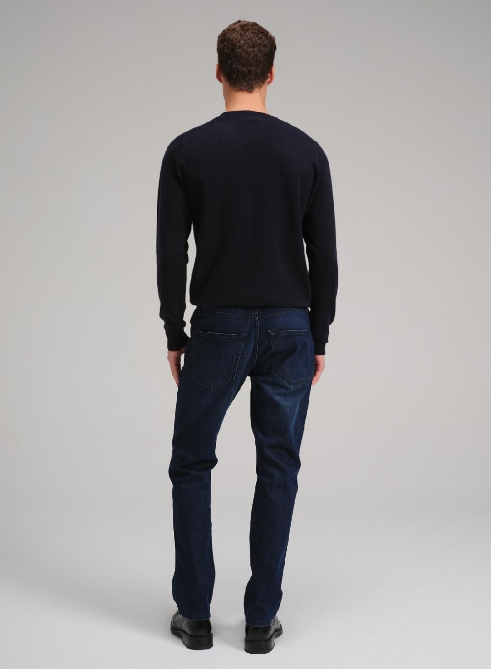 Etiqueta negra PREVENTA - Sweater cuello U cashmere Grandes descuentos