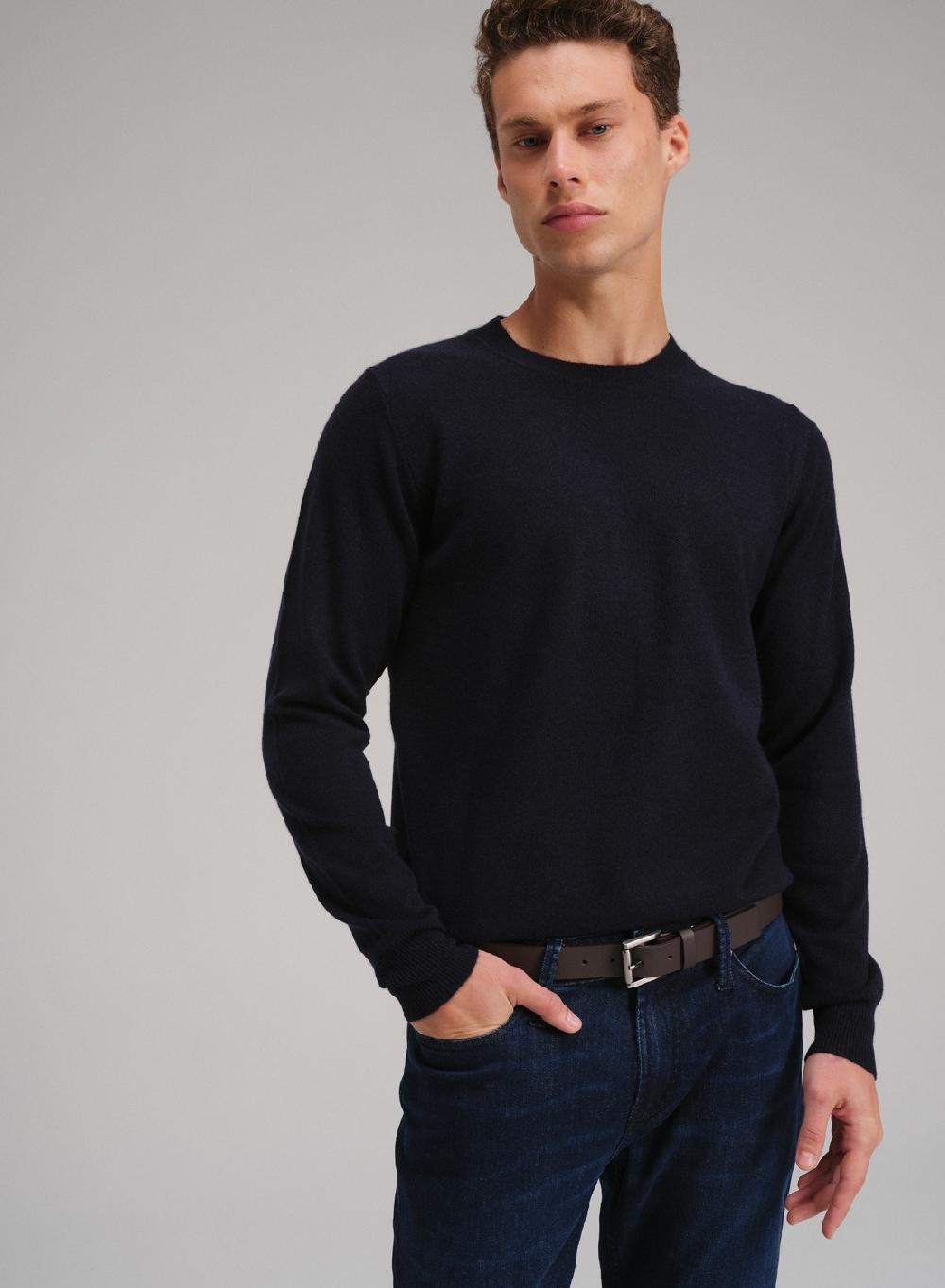 Etiqueta negra PREVENTA - Sweater cuello U cashmere Grandes descuentos