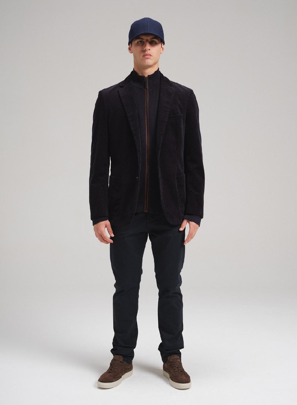 Etiqueta negra Campera Ottoman Ahorra y exporta