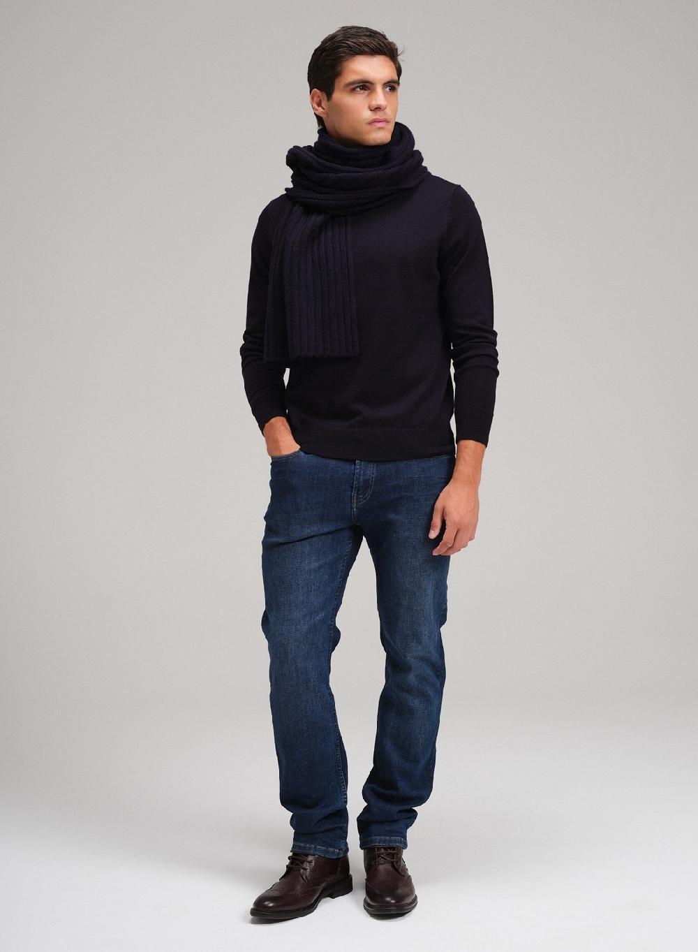 Etiqueta negra Sweater cuello U merino Ofertas de temporada