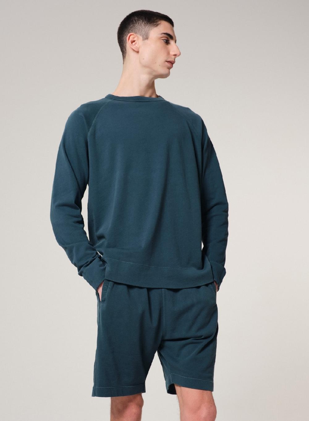 Etiqueta negra Buzo cuello U french terry liviano Rebajas online