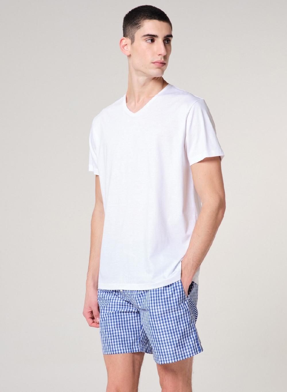Etiqueta negra Remera luxury cuello V Libre de impuestos