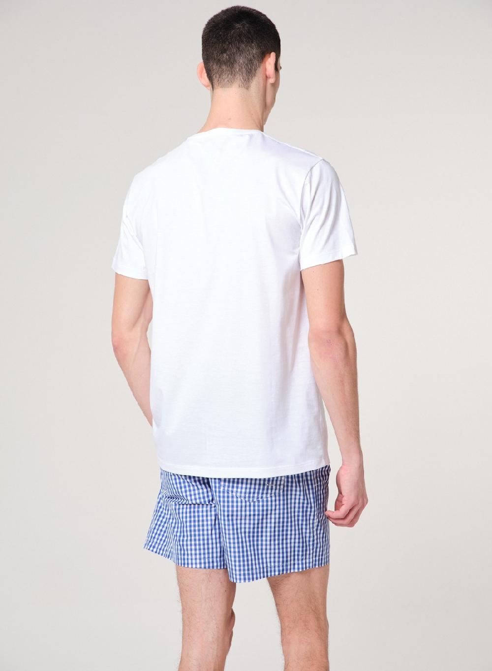 Etiqueta negra Remera luxury cuello V Libre de impuestos