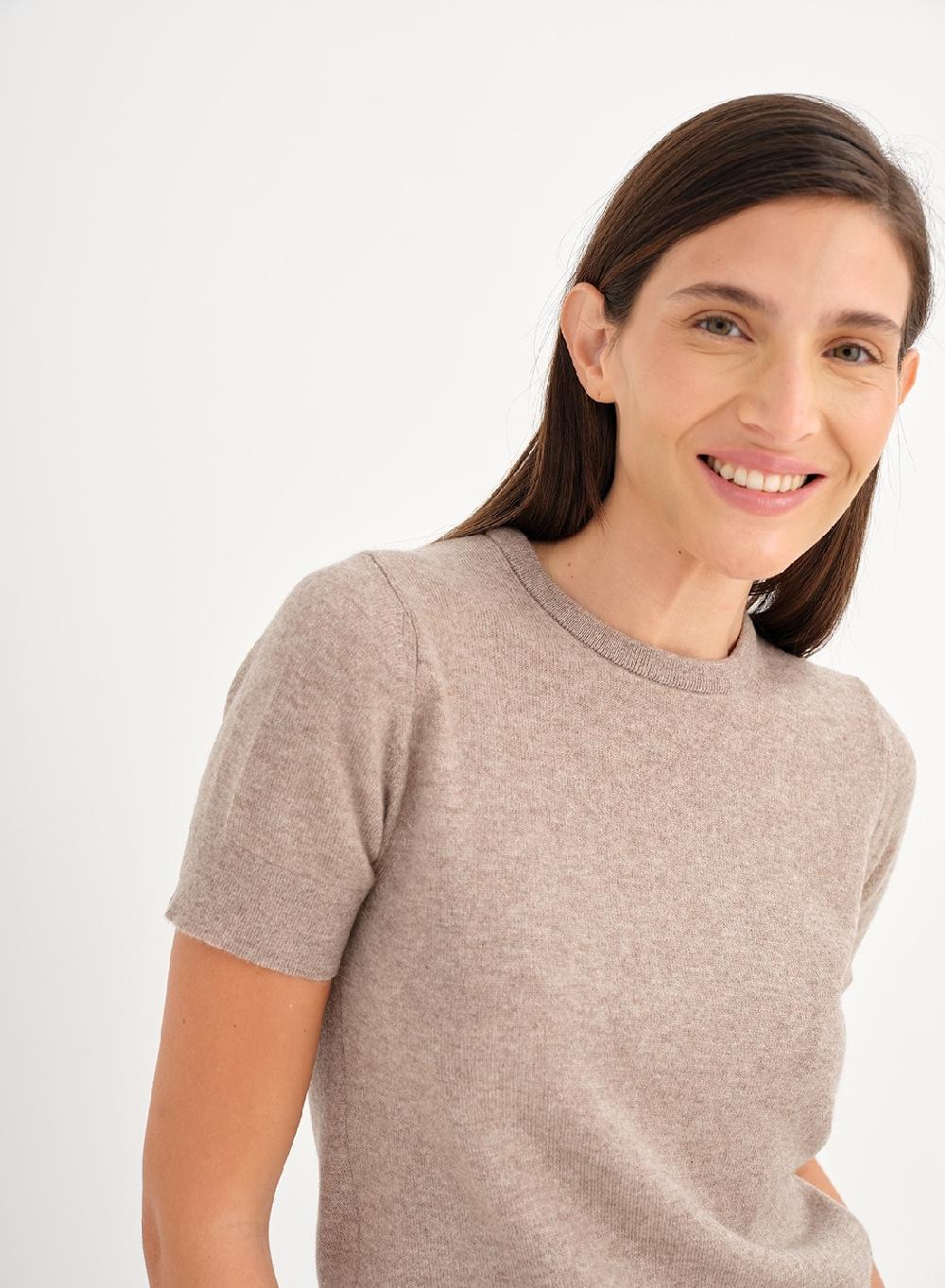 Etiqueta negra Remera tejida lana cashmere Ofertas especiales