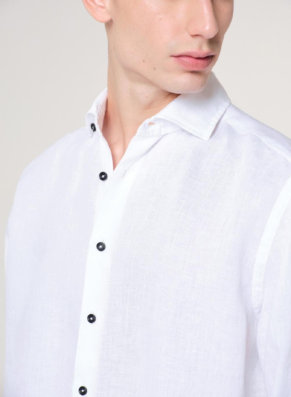 Etiqueta negra Camisa Lino Garment DYE Made in Italy En oferta