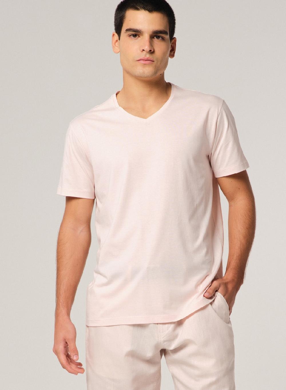 Etiqueta negra Remera luxury cuello V Rebajas de fábrica