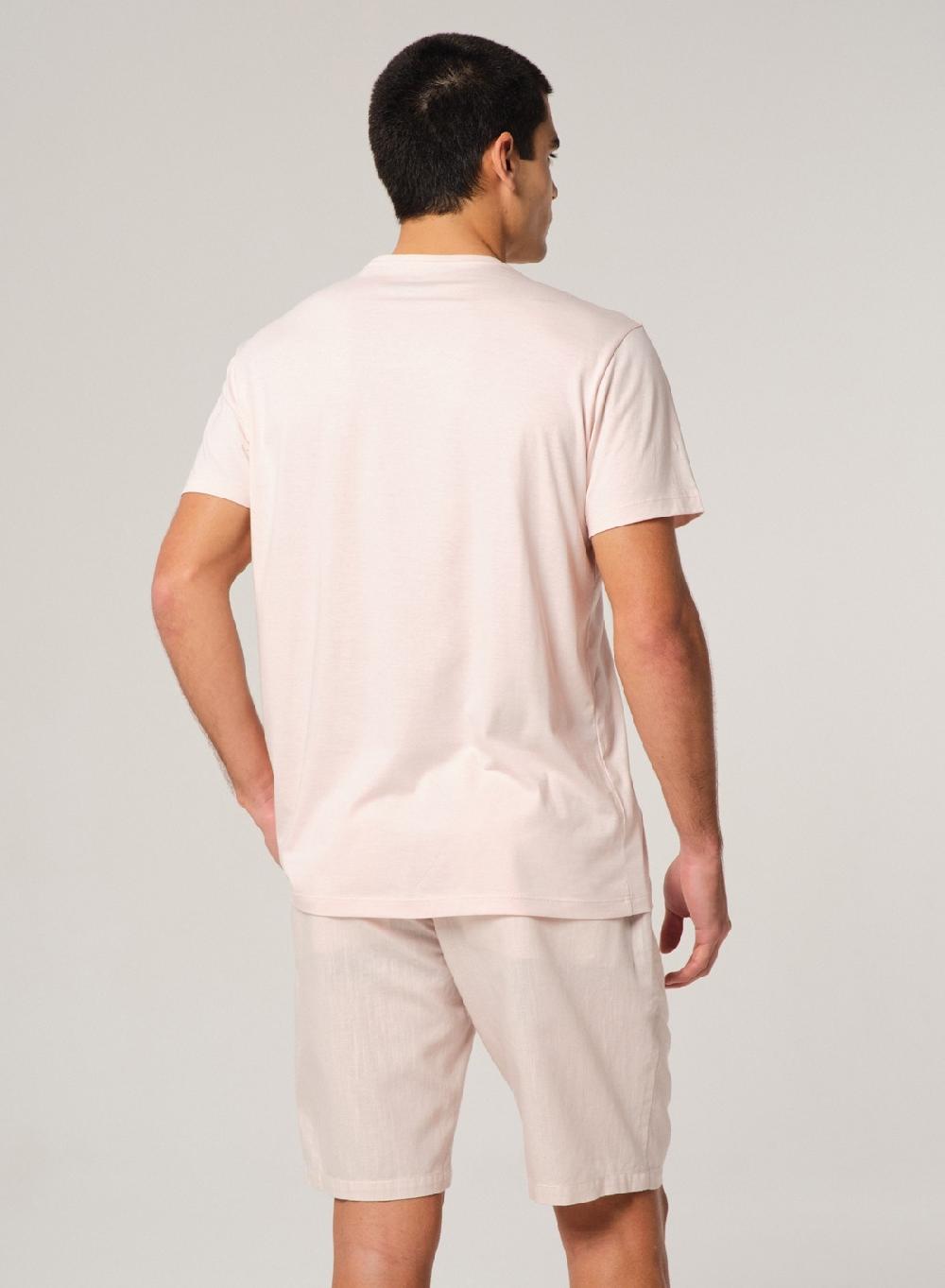 Etiqueta negra Remera luxury cuello V Rebajas de fábrica